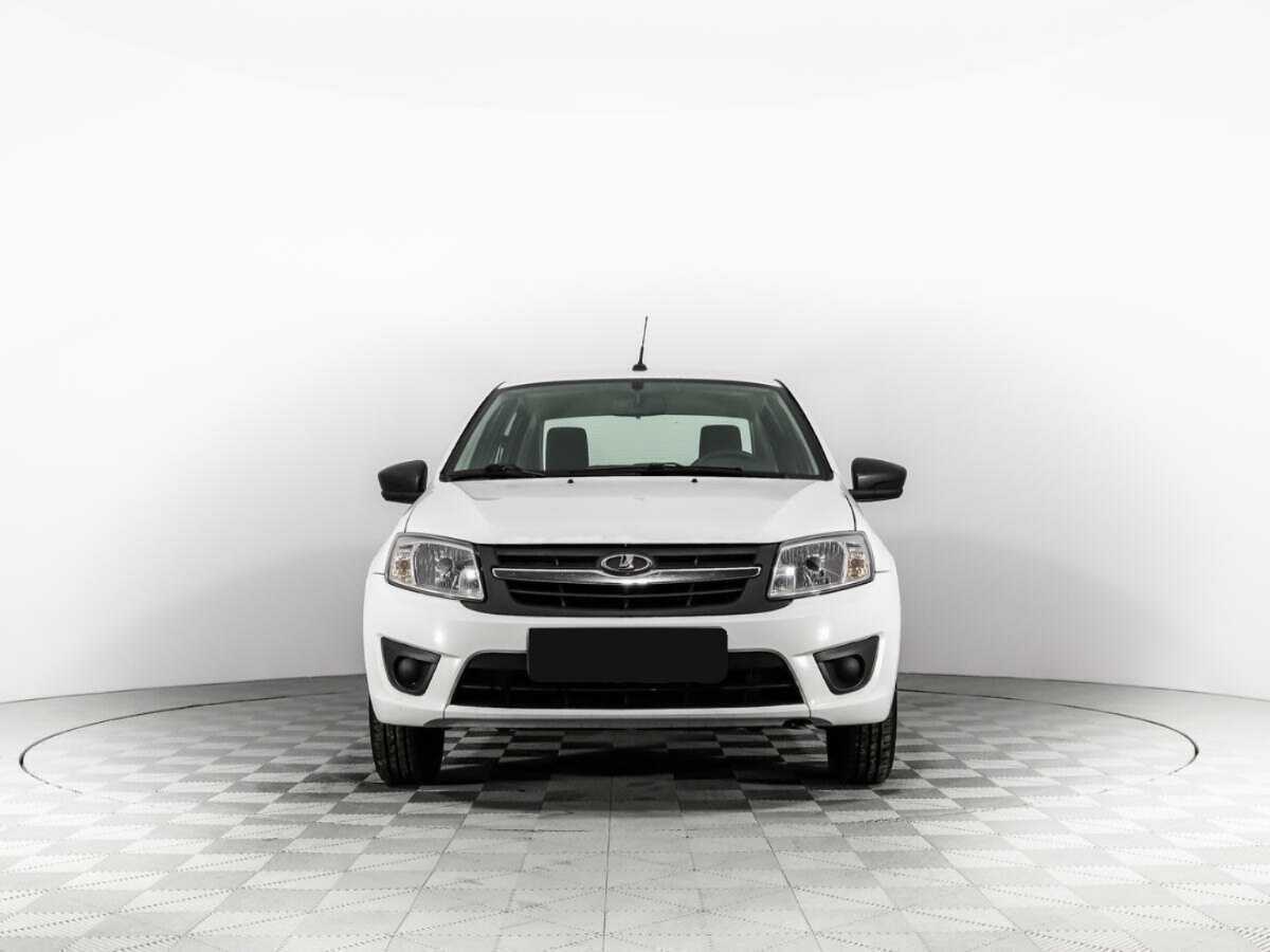 Lada (ВАЗ) Granta б/у, 2018, Механическая. Фото: #1