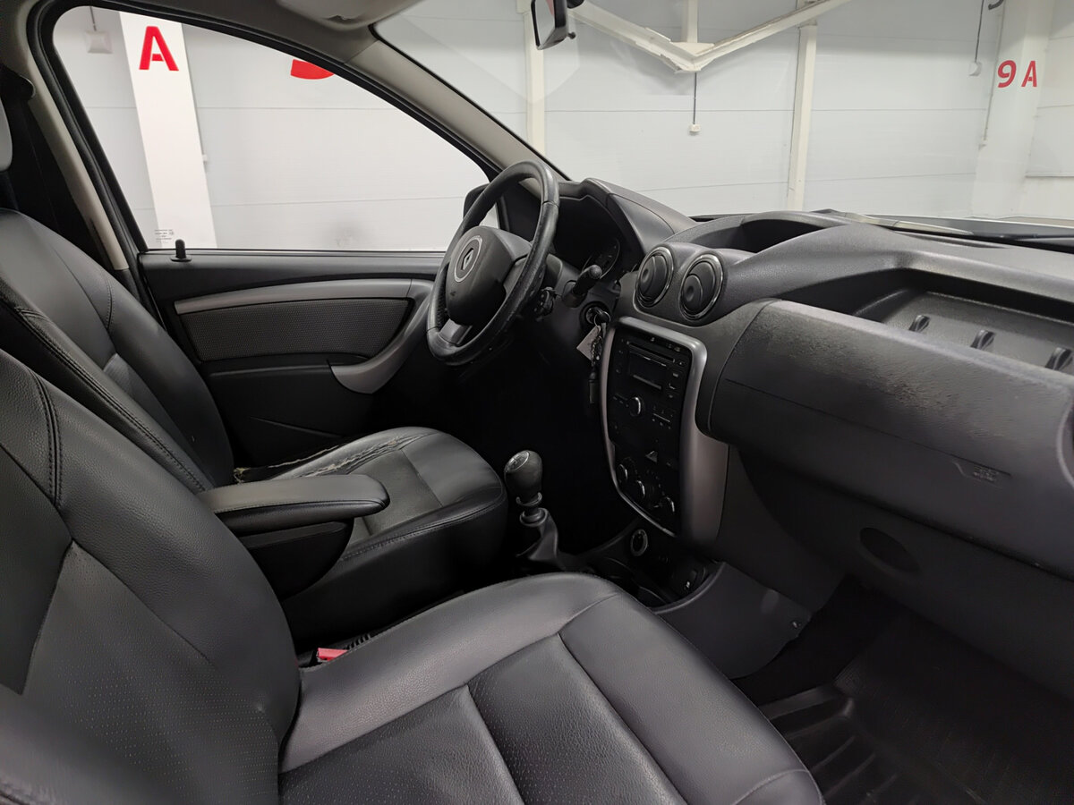Renault Duster б/у, 2012, Механическая. Фото: #10