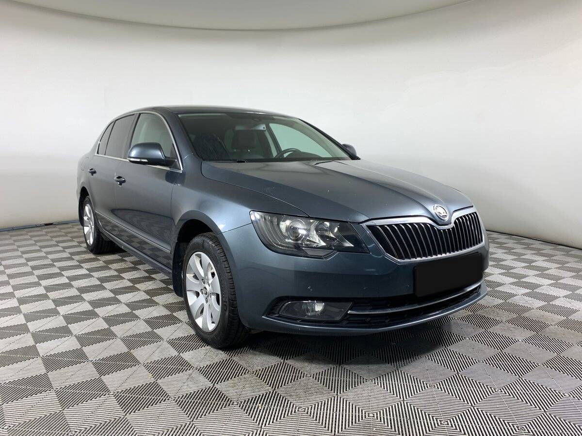 Skoda Superb б/у, 2014, Роботизированная. Фото: #2