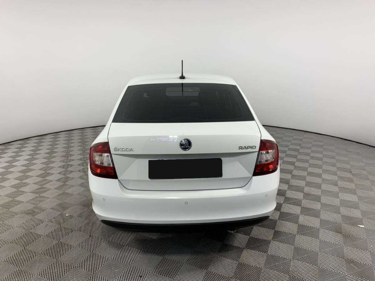 Skoda Rapid б/у, 2019, Автоматическая. Фото: #4