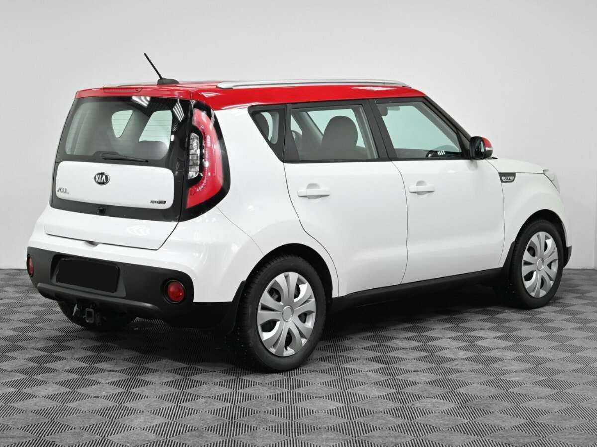 Kia Soul б/у, 2017, Автоматическая. Фото: #1