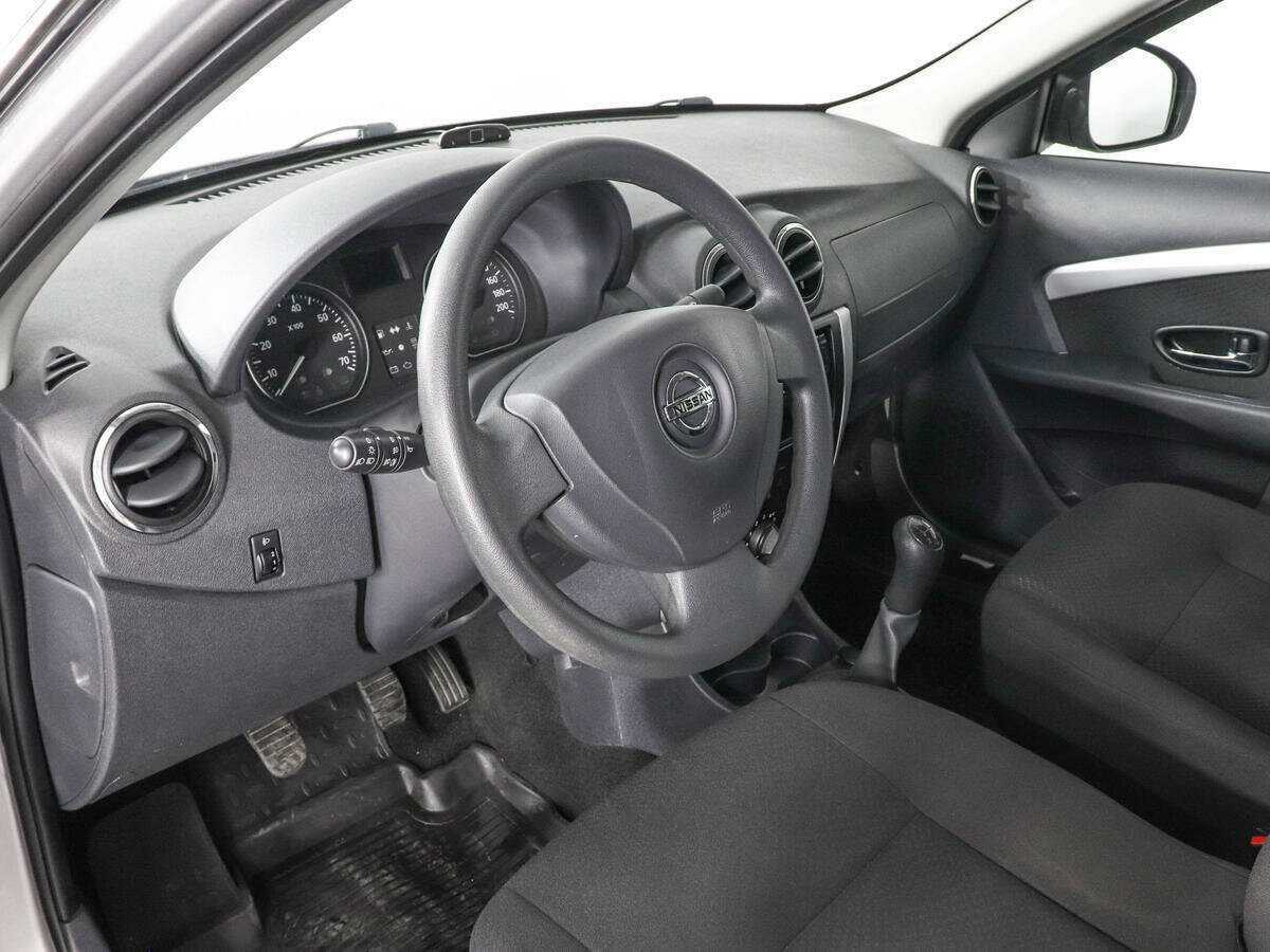 Nissan Almera б/у, 2016, Механическая. Фото: #8