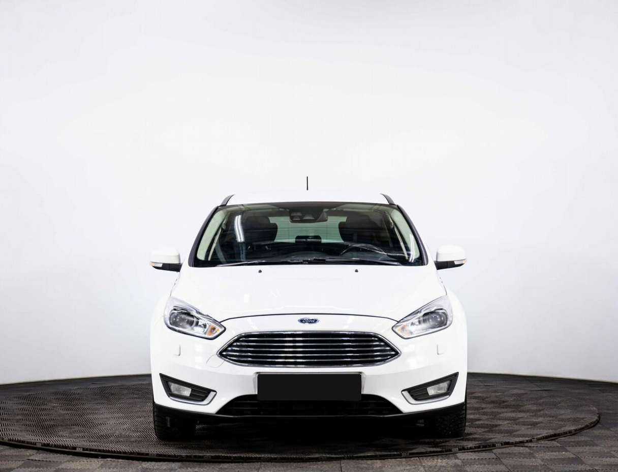 Ford Focus б/у, 2017, Автоматическая. Фото: #1