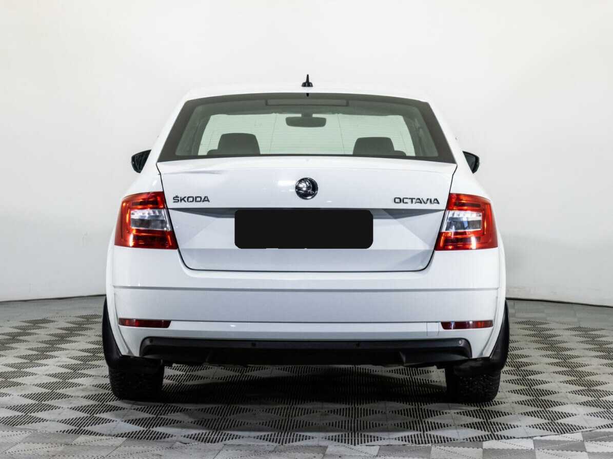 Skoda Octavia б/у, 2018, Автоматическая. Фото: #4