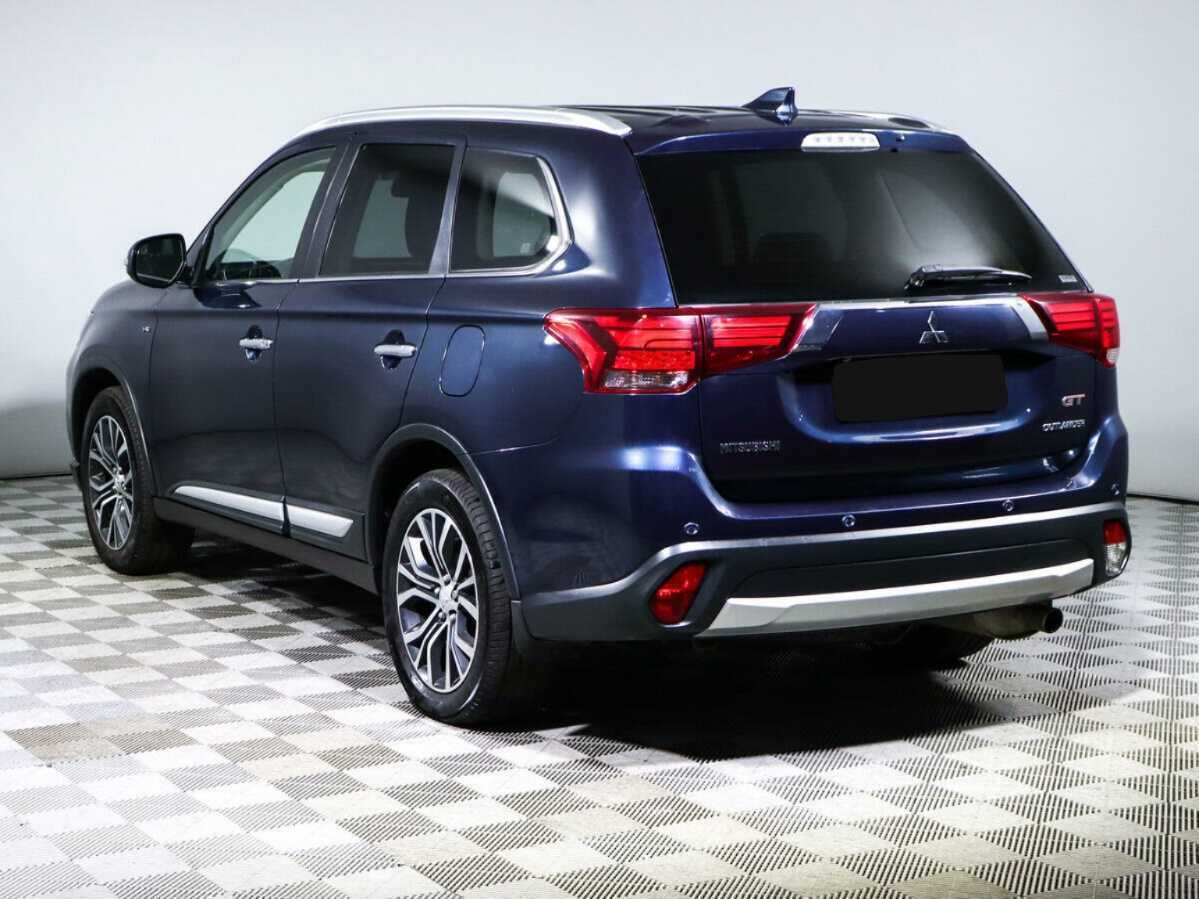Mitsubishi Outlander б/у, 2017, Автоматическая. Фото: #5