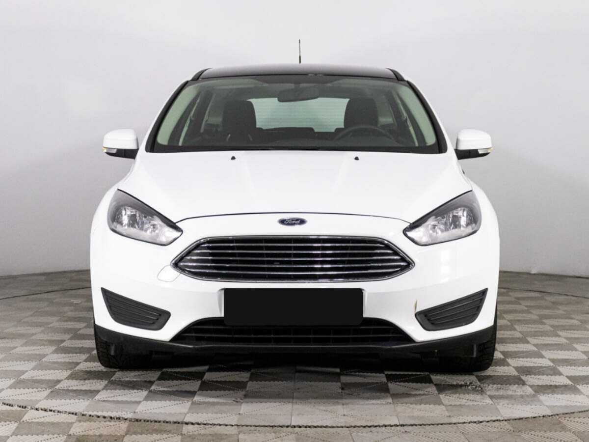 Ford Focus б/у, 2017, Механическая. Фото: #1