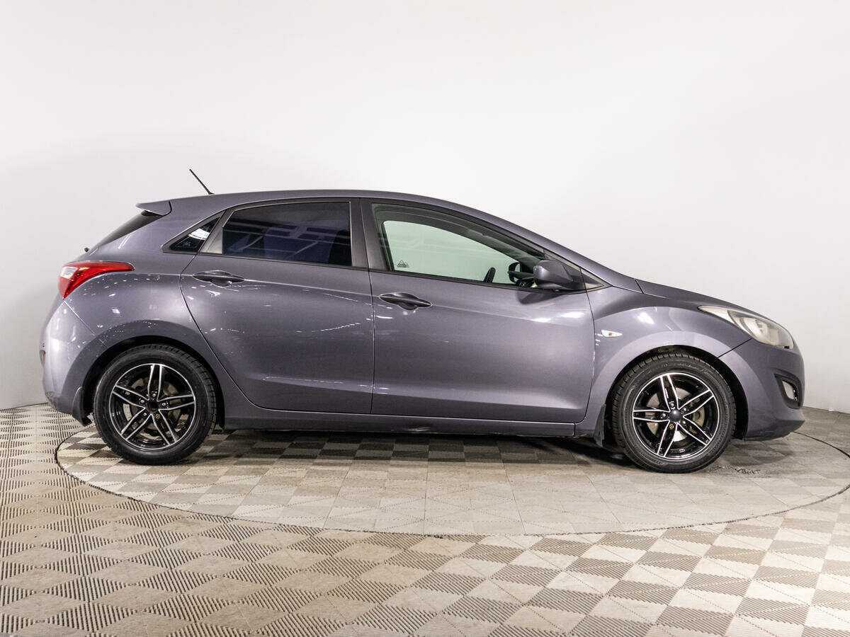 Hyundai i30 б/у, 2015, Автоматическая. Фото: #3