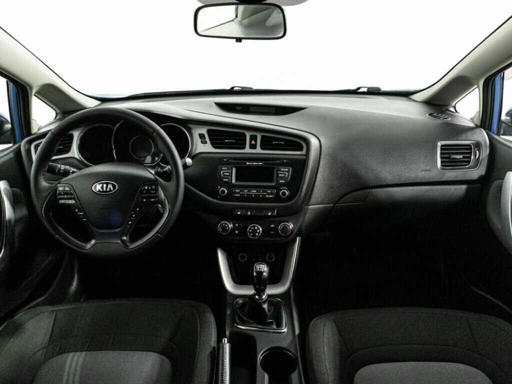 Kia Ceed б/у, 2014, Механическая. Фото: #12