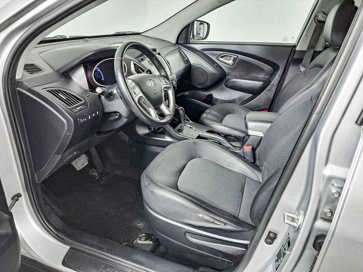 Hyundai ix35 б/у, 2012, Автоматическая. Фото: #13