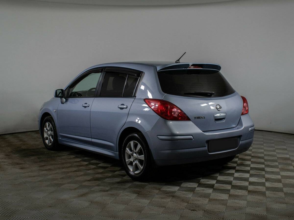 Nissan Tiida б/у, 2013, Автоматическая. Фото: #6