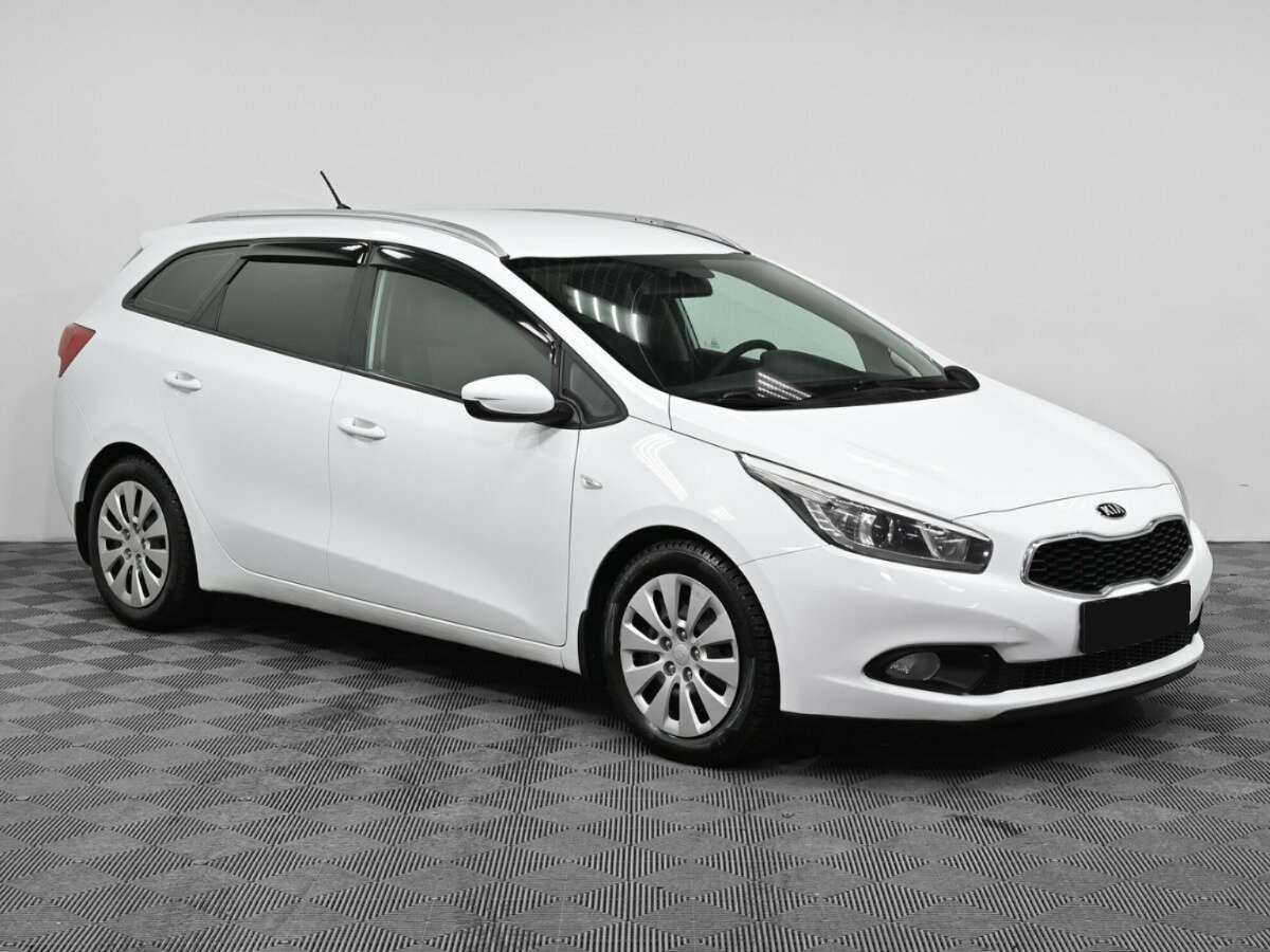 Kia Ceed б/у, 2013, Механическая. Фото: #2