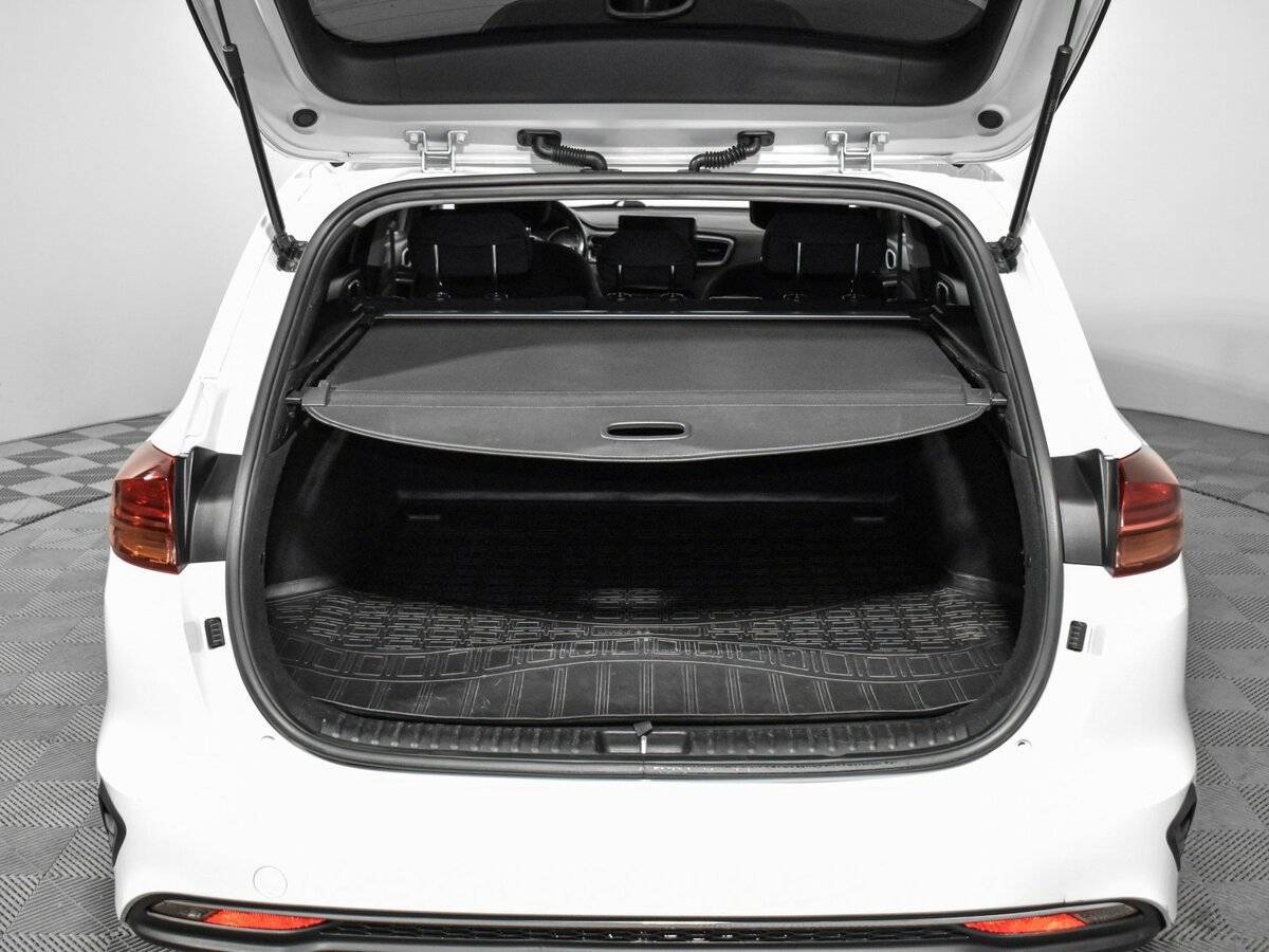 Kia Ceed б/у, 2019, Автоматическая. Фото: #16