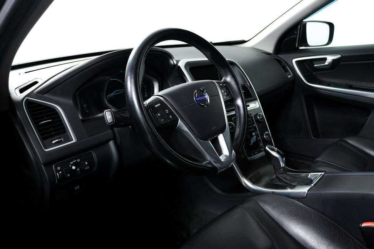 Volvo XC60 б/у, 2013, Автоматическая. Фото: #12