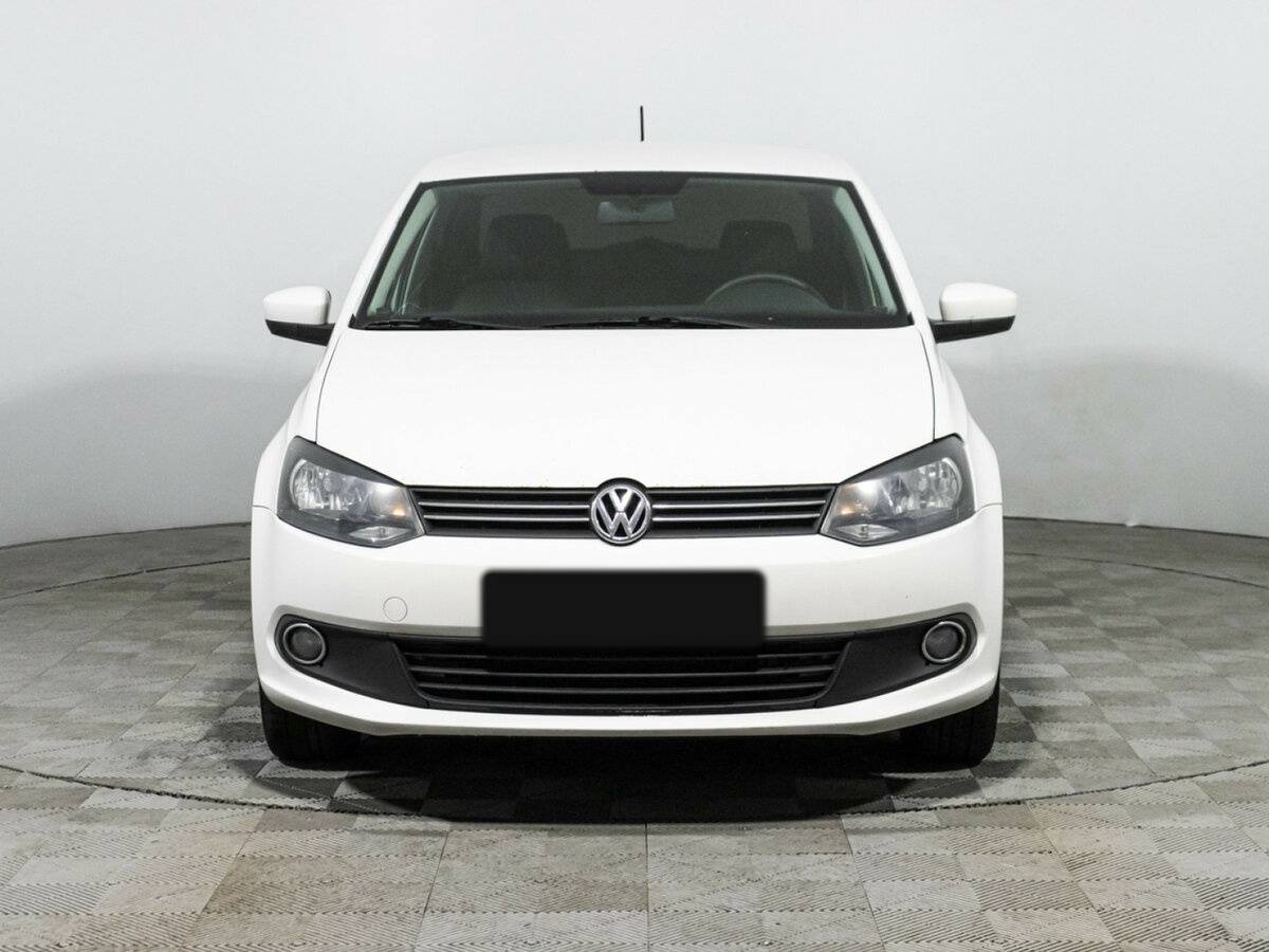 Volkswagen Polo б/у, 2013, Автоматическая. Фото: #1