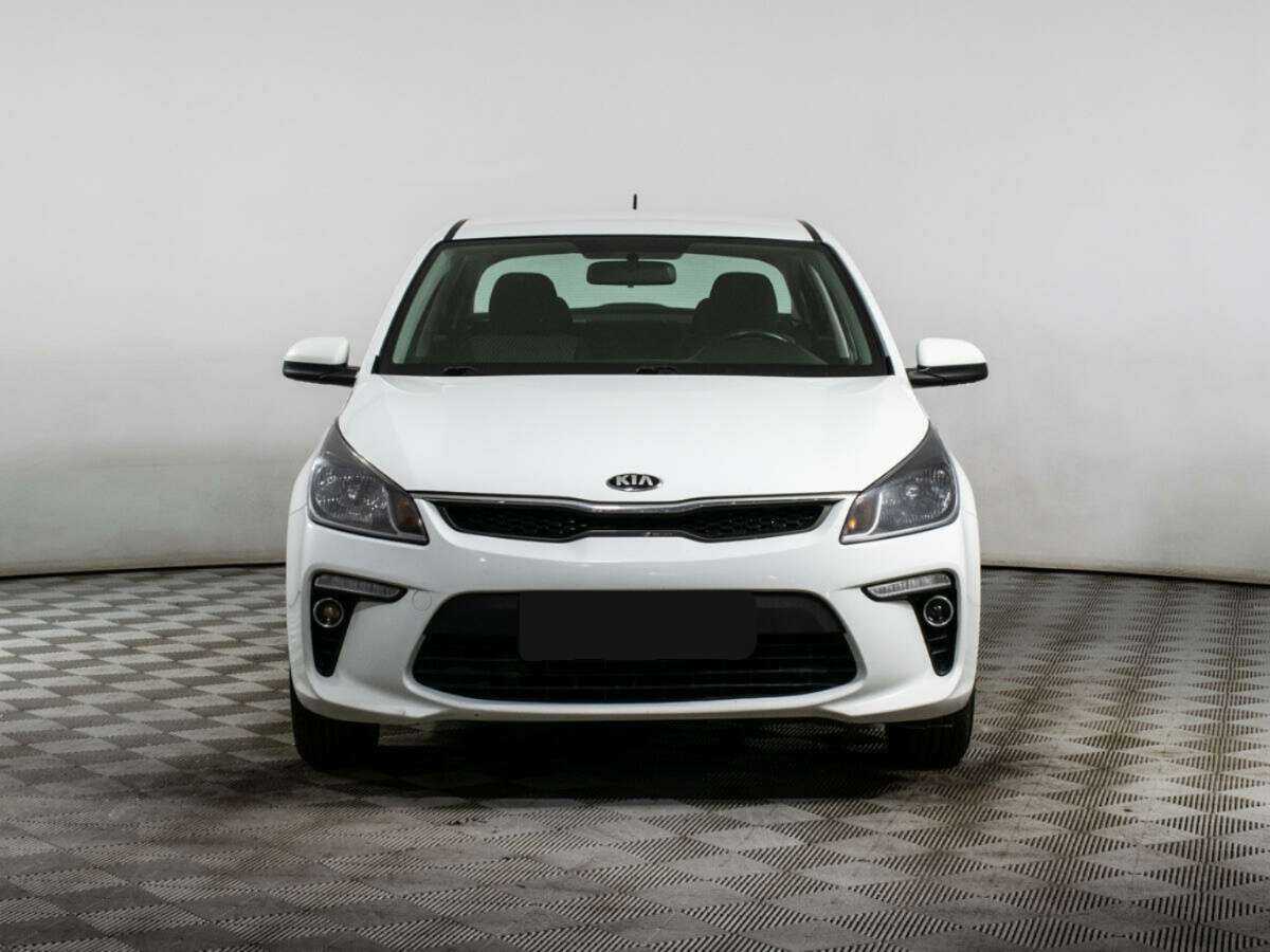 Kia Rio б/у, 2018, Механическая. Фото: #1