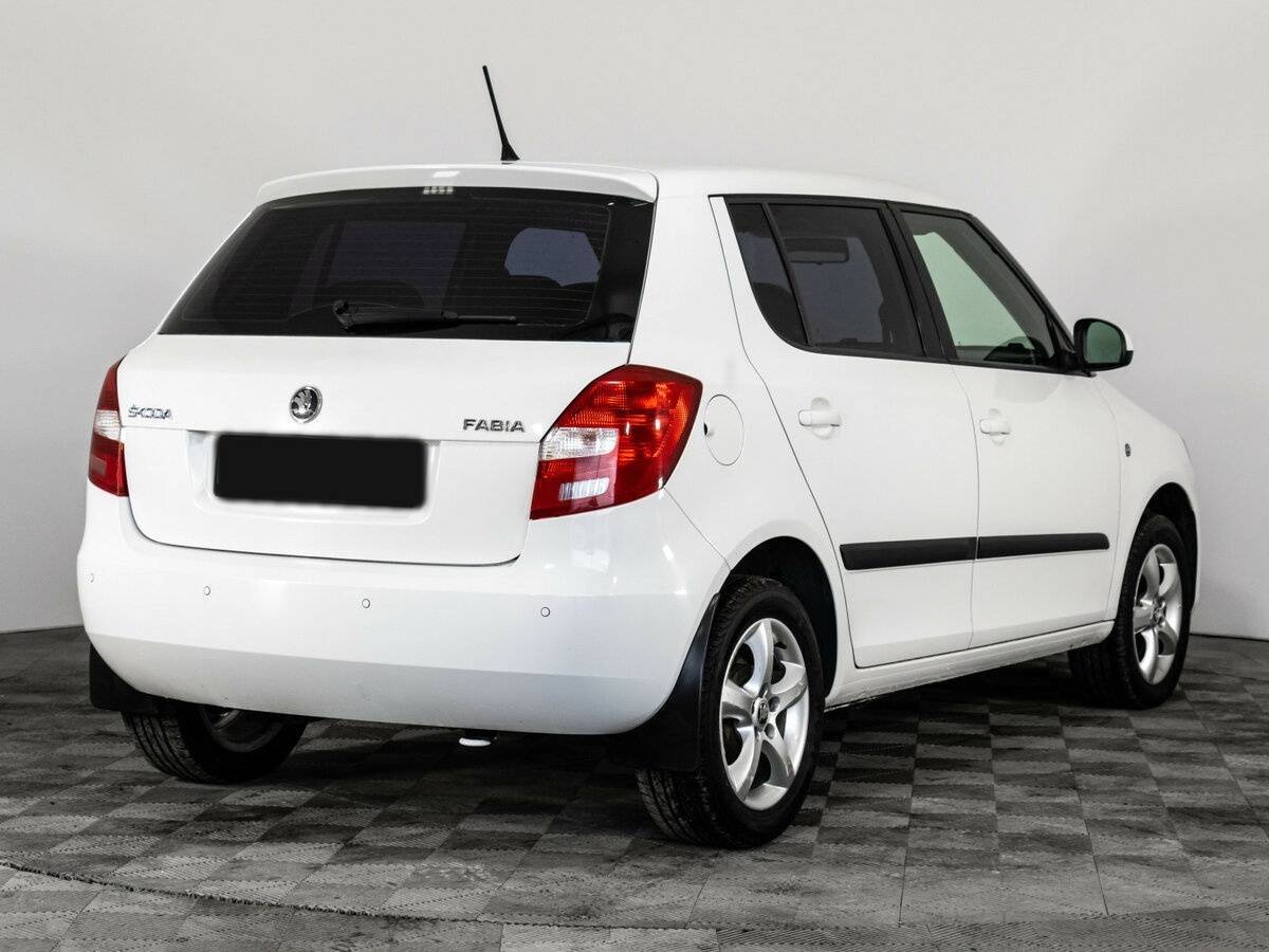 Skoda Fabia б/у, 2013, Автоматическая. Фото: #4