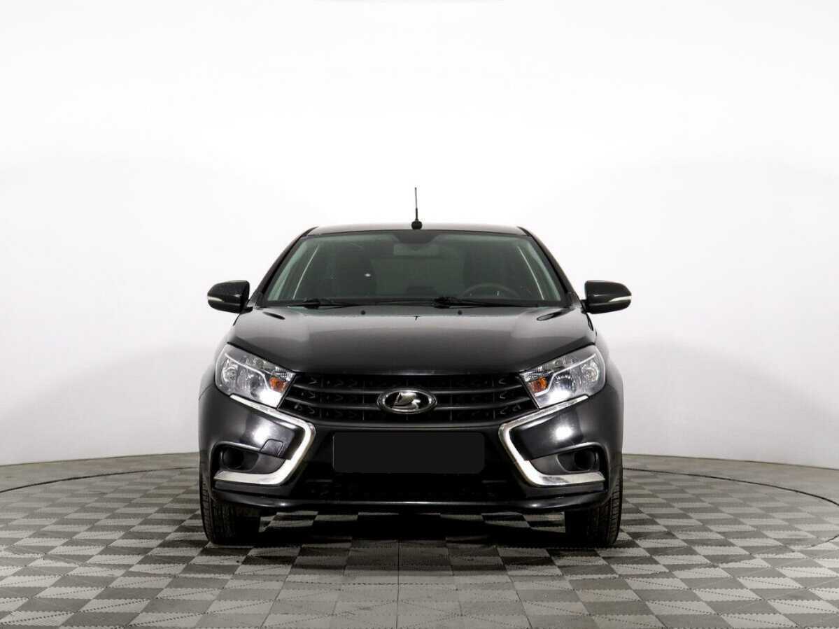 Lada (ВАЗ) Vesta б/у, 2017, Механическая. Фото: #1