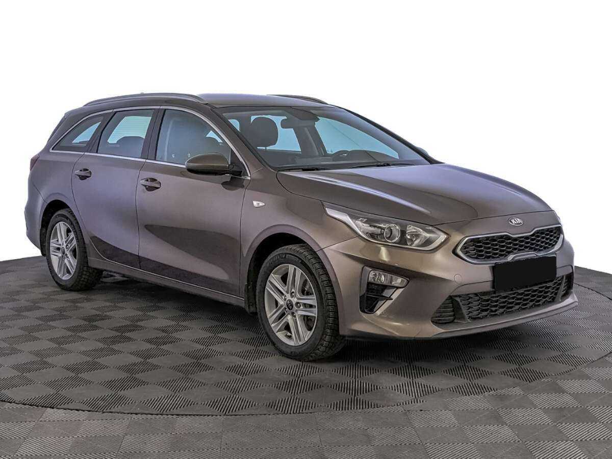 Kia Ceed б/у, 2021, Автоматическая. Фото: #2