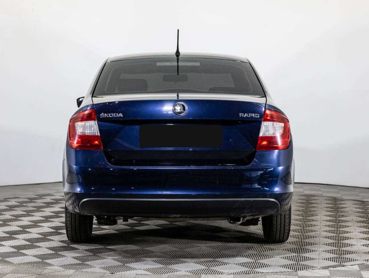 Skoda Rapid б/у, 2015, Механическая. Фото: #4