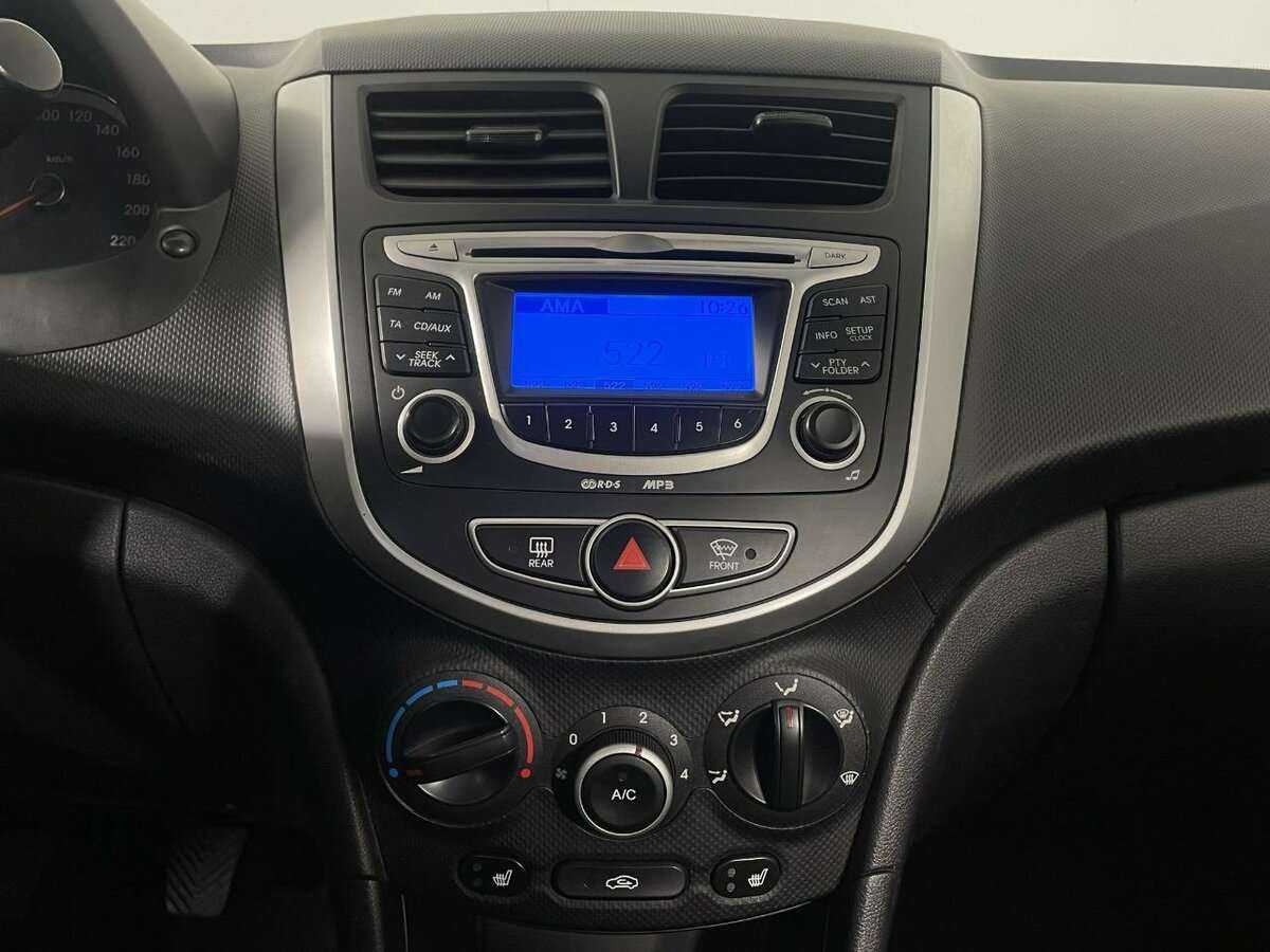 Hyundai Solaris б/у, 2012, Механическая. Фото: #11