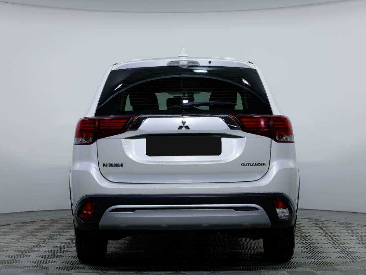 Mitsubishi Outlander б/у, 2018, Вариатор. Фото: #5