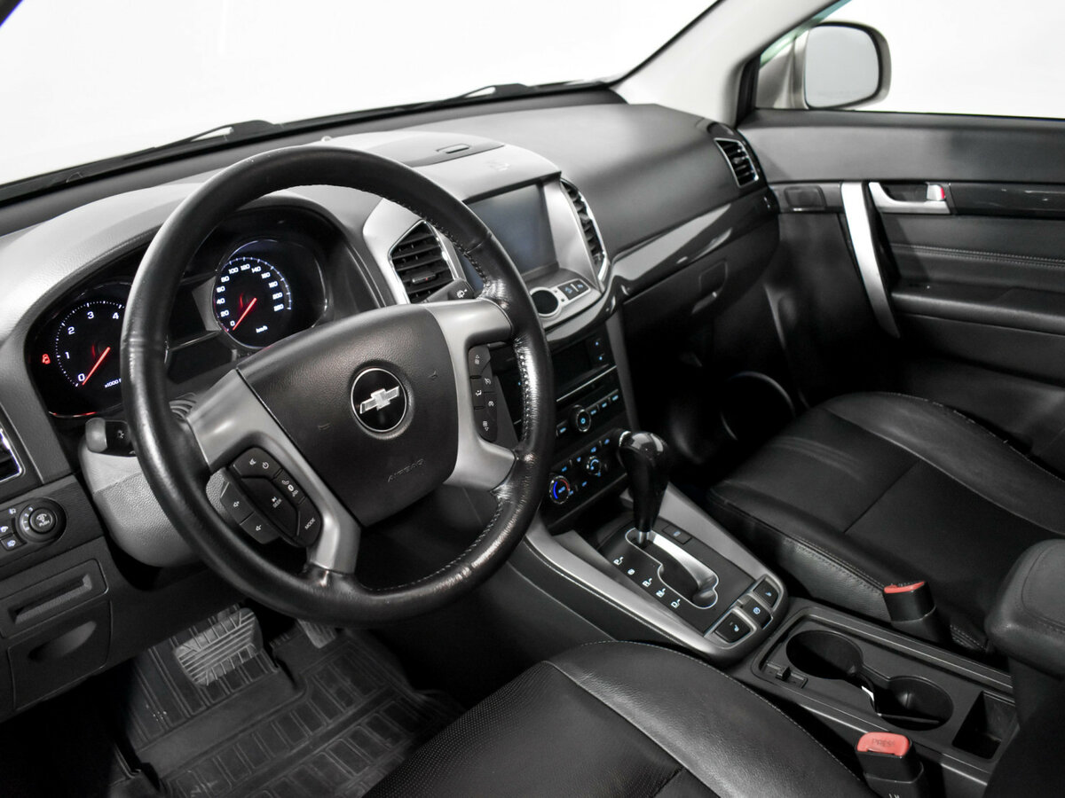 Chevrolet Captiva б/у, 2013, Автоматическая. Фото: #6