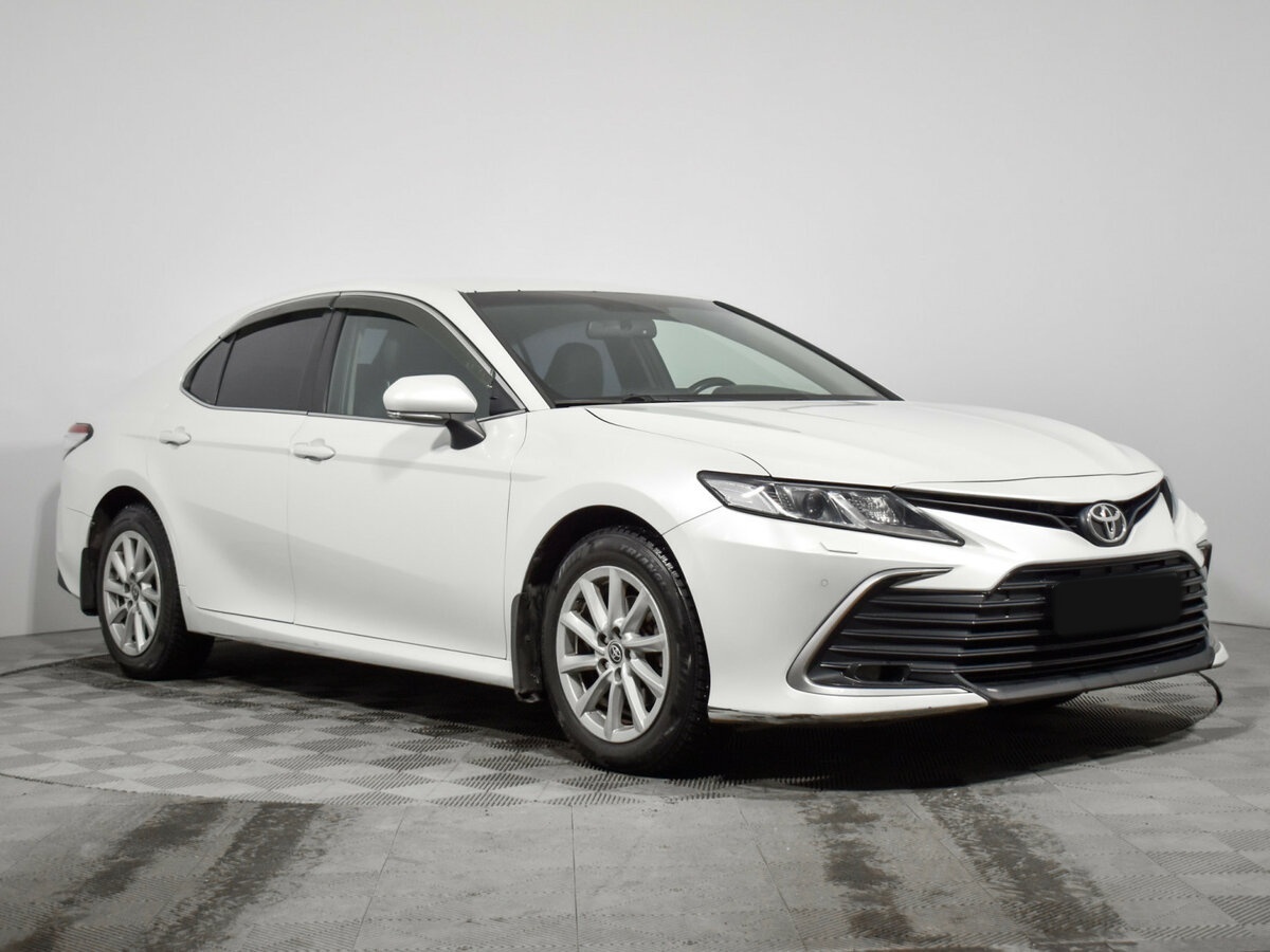 Toyota Camry б/у, 2022, Автоматическая. Фото: #2