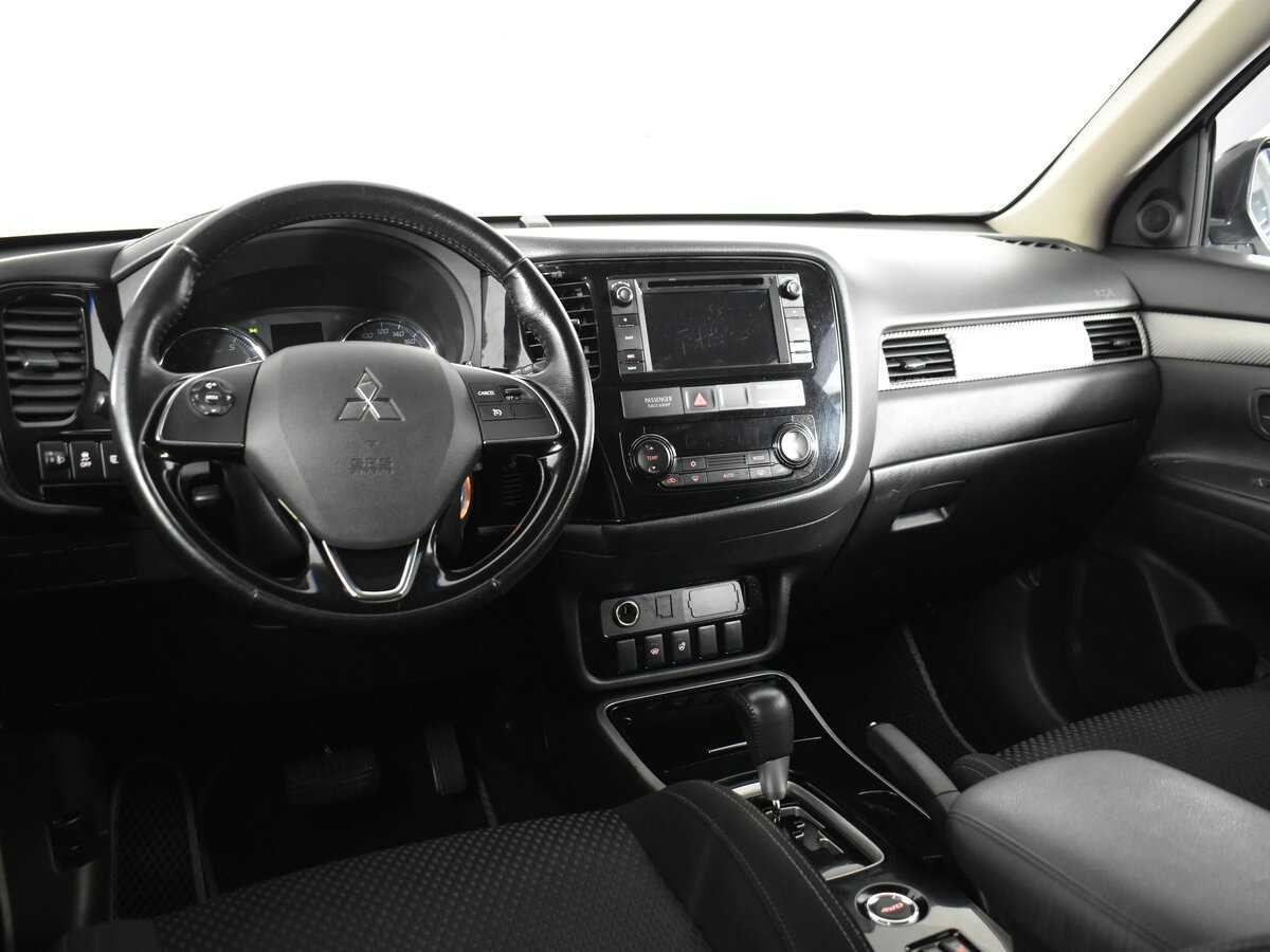 Mitsubishi Outlander б/у, 2017, Вариатор. Фото: #12