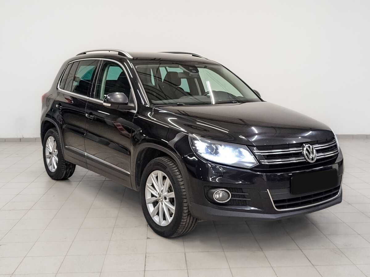 Volkswagen Tiguan б/у, 2015, Автоматическая. Фото: #2