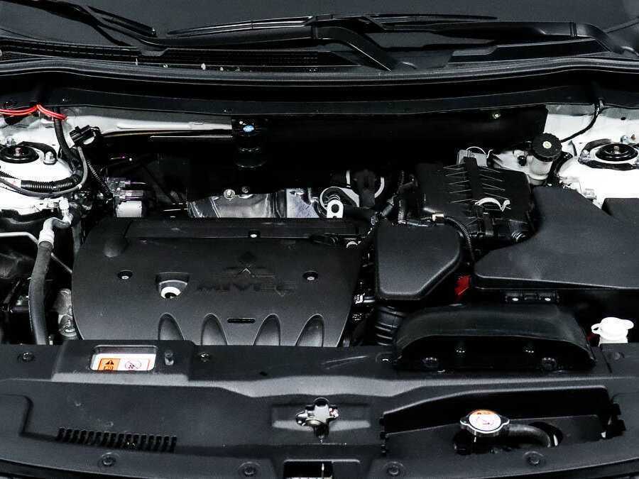 Mitsubishi Outlander б/у, 2021, Вариатор. Фото: #22