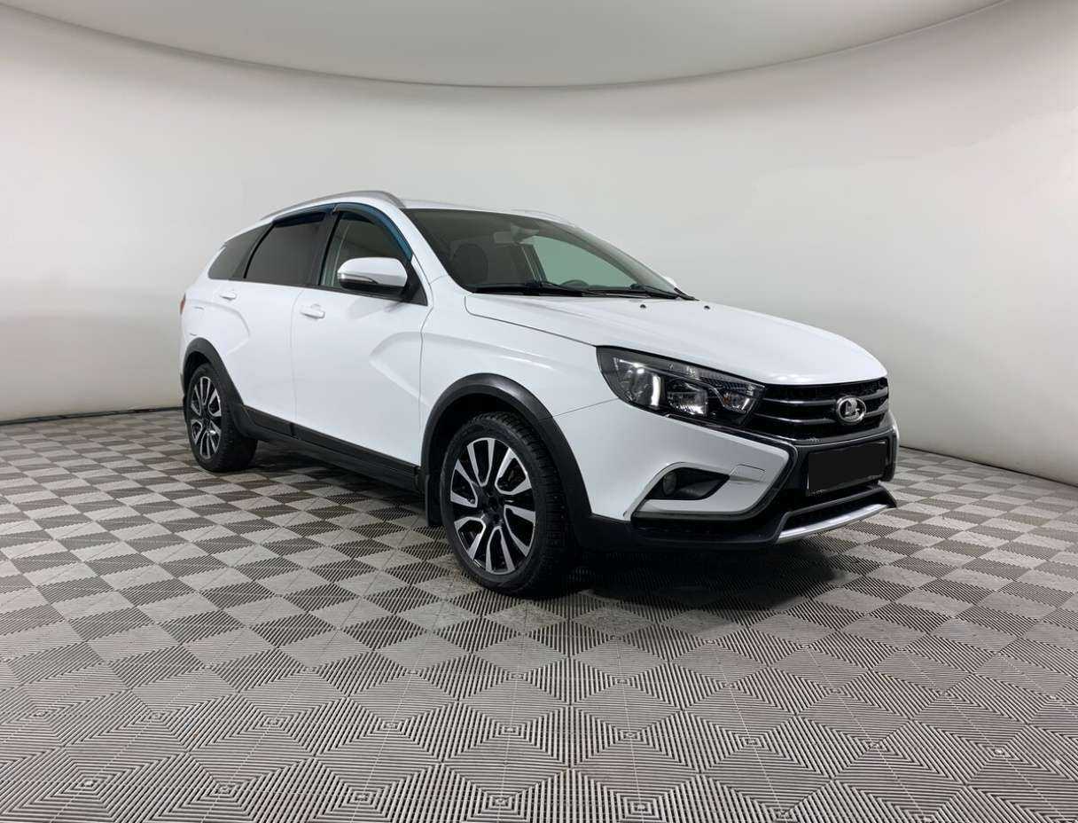 Lada (ВАЗ) Vesta б/у, 2018, Механическая. Фото: #2