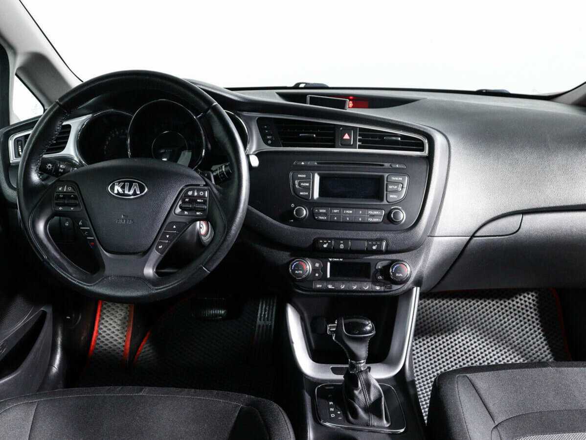 Kia Ceed б/у, 2016, Автоматическая. Фото: #11