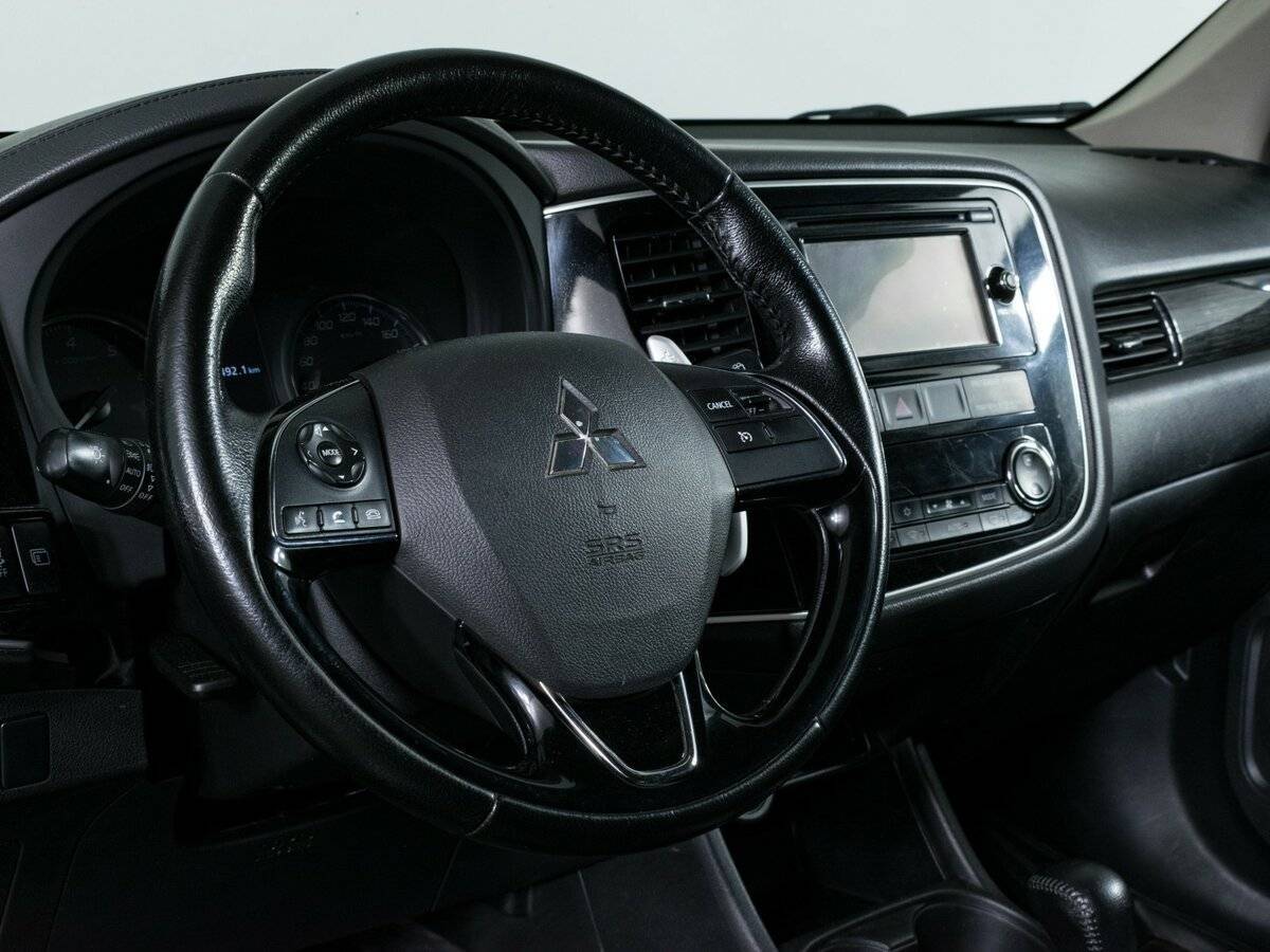 Mitsubishi Outlander б/у, 2016, Вариатор. Фото: #13