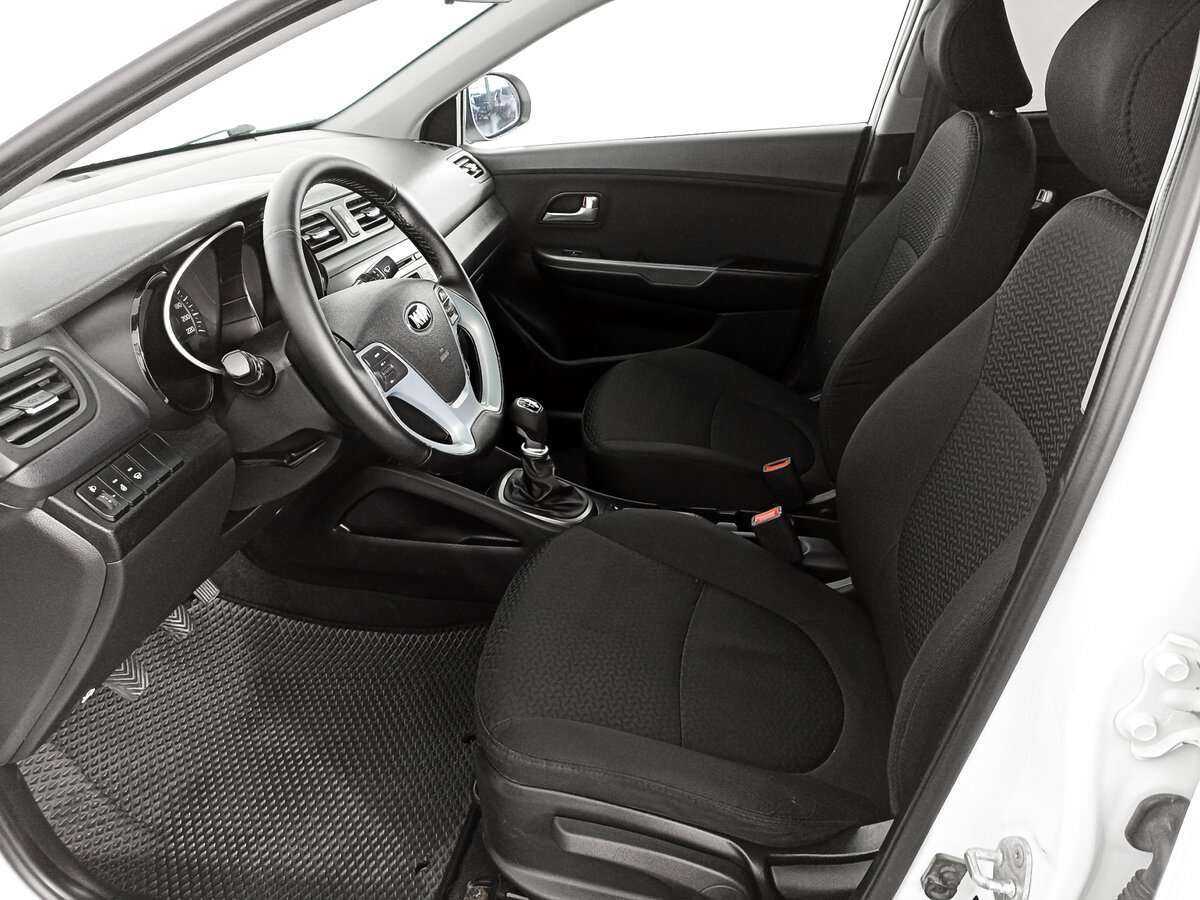 Kia Rio б/у, 2015, Механическая. Фото: #13