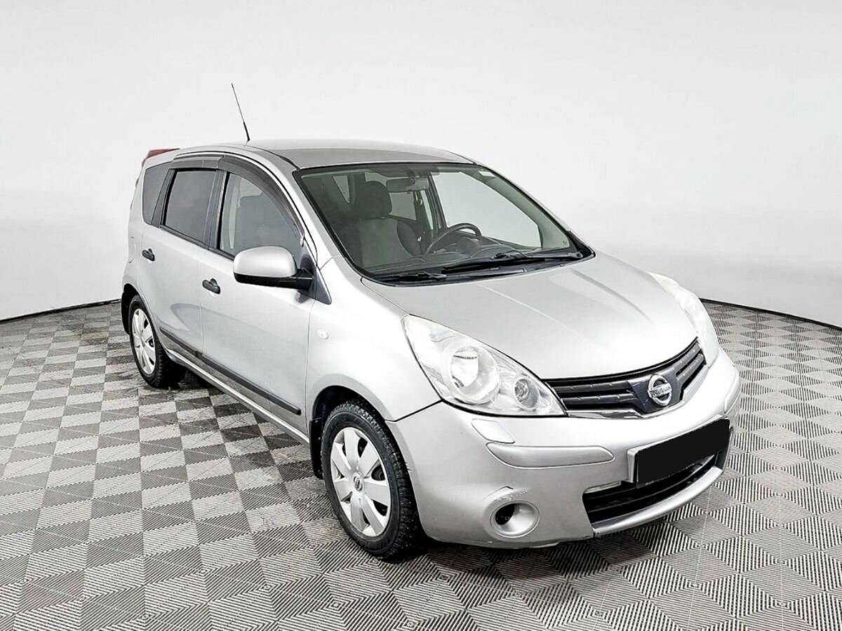 Nissan Note б/у, 2012, Автоматическая. Фото: #2