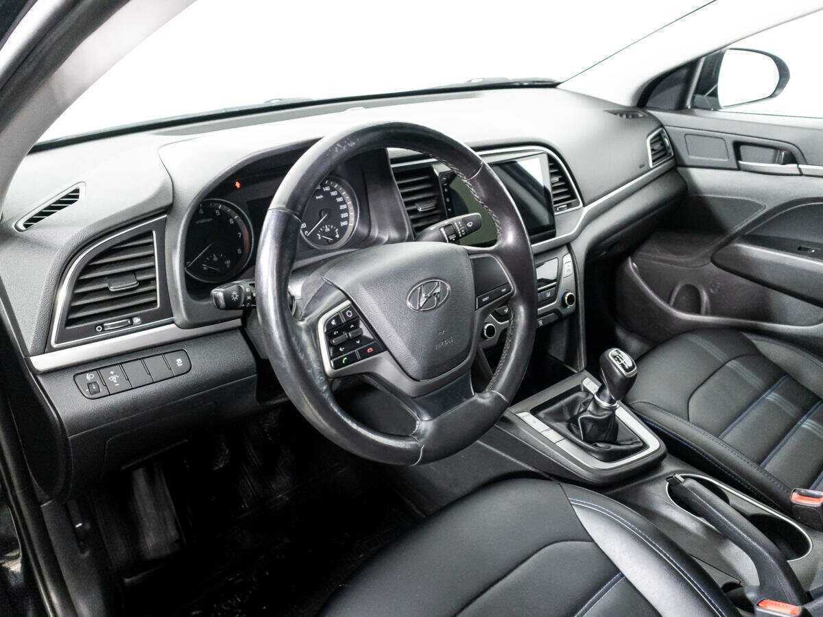 Hyundai Elantra б/у, 2017, Механическая. Фото: #10