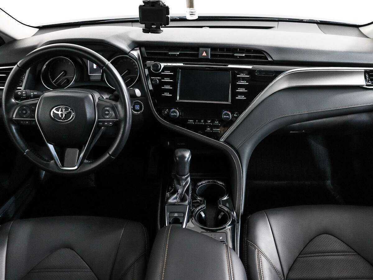 Toyota Camry б/у, 2020, Автоматическая. Фото: #10
