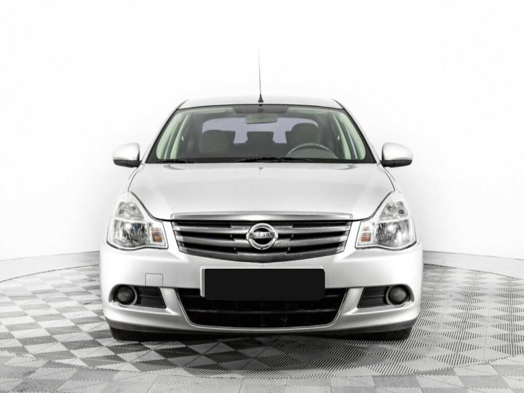 Nissan Almera б/у, 2013, Механическая. Фото: #1