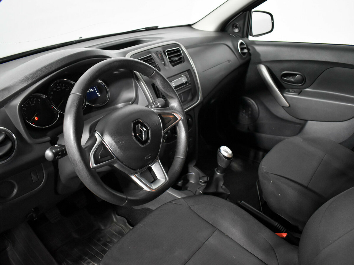 Renault Sandero б/у, 2021, Механическая. Фото: #8