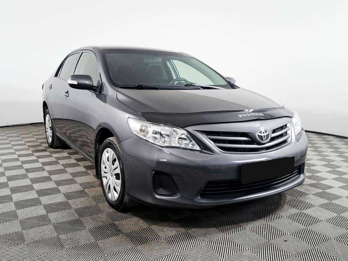 Toyota Corolla б/у, 2012, Механическая. Фото: #2