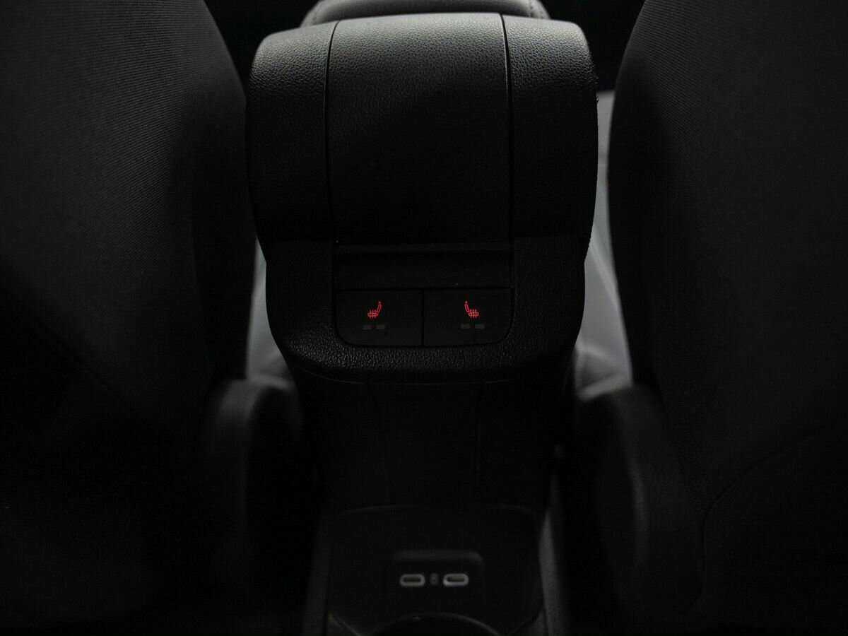 Volkswagen Polo б/у, 2020, Механическая. Фото: #9