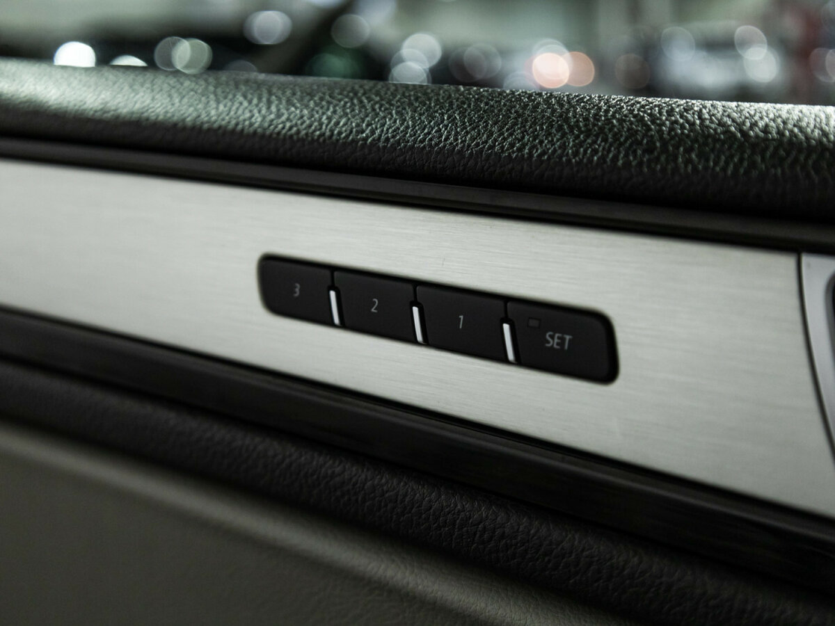 Volkswagen Touareg б/у, 2017, Автоматическая. Фото: #15
