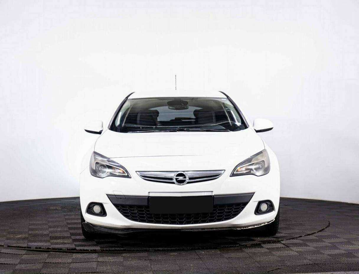 Opel Astra б/у, 2012, Автоматическая. Фото: #1