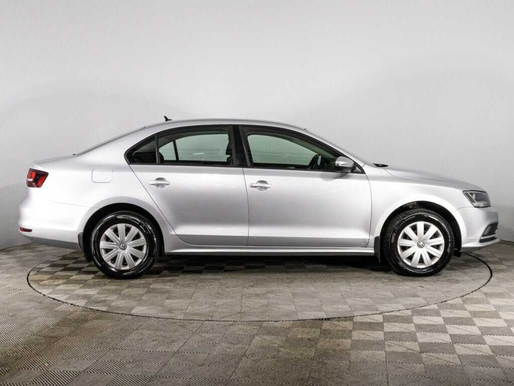Volkswagen Jetta б/у, 2016, Механическая. Фото: #3