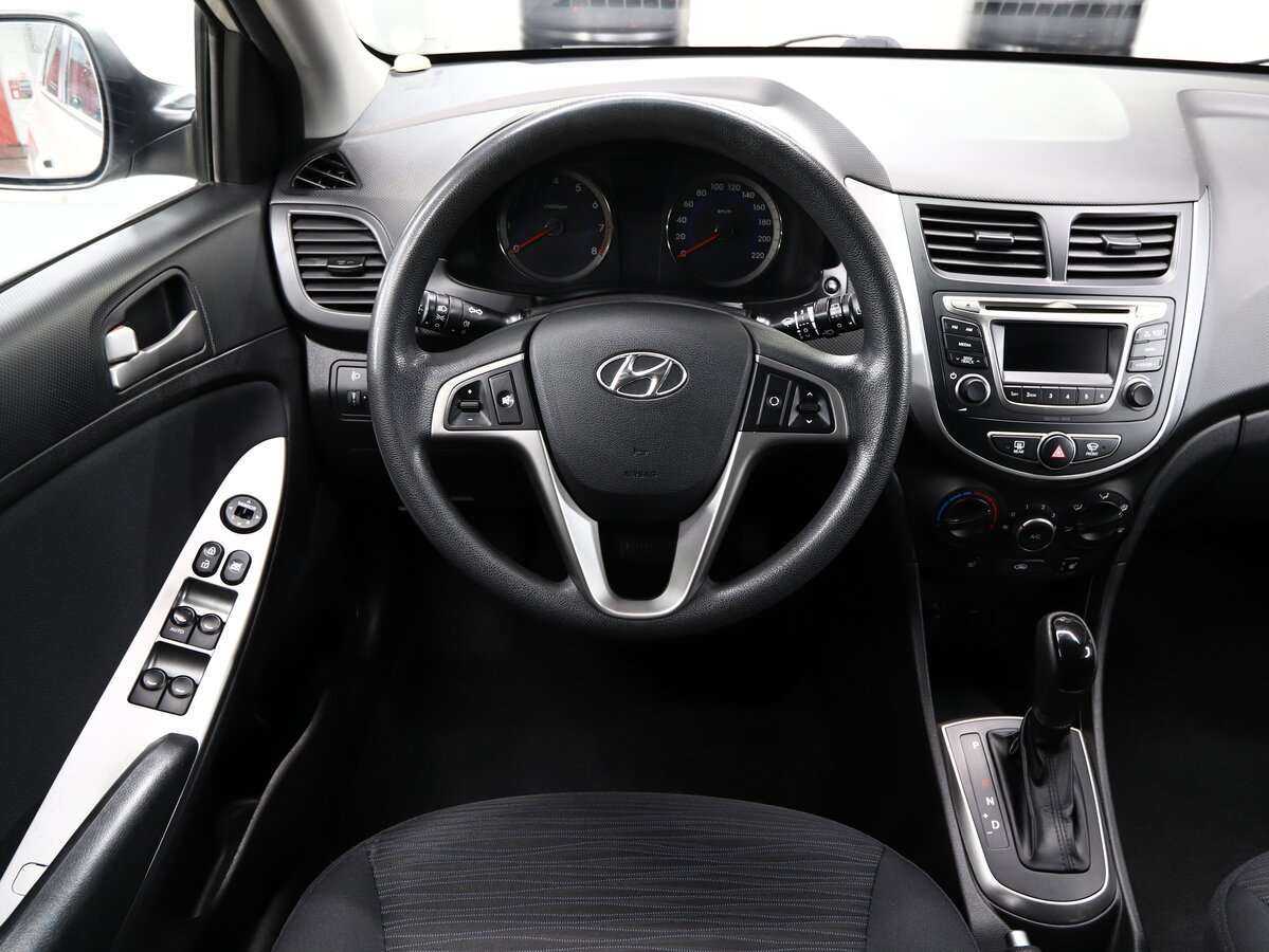 Hyundai Solaris б/у, 2015, Автоматическая. Фото: #12