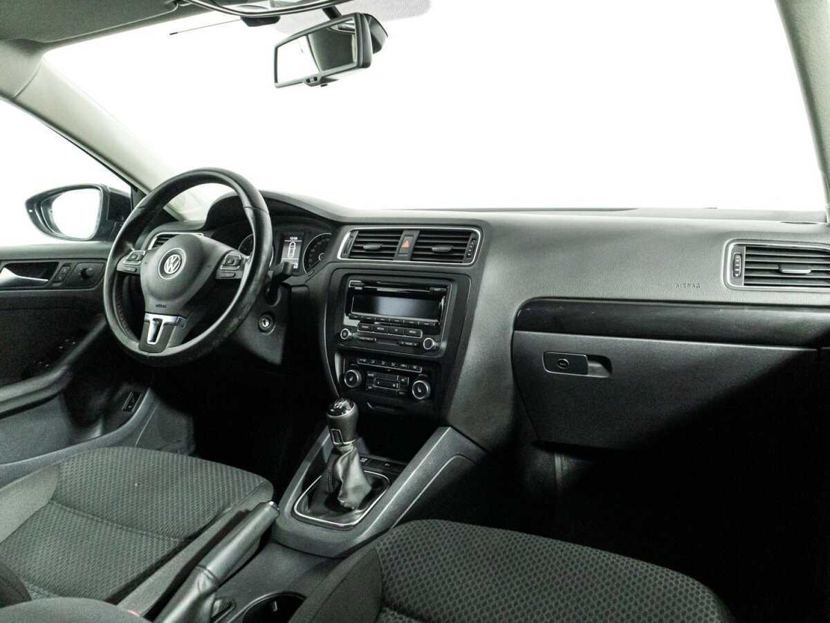 Volkswagen Jetta б/у, 2012, Механическая. Фото: #8