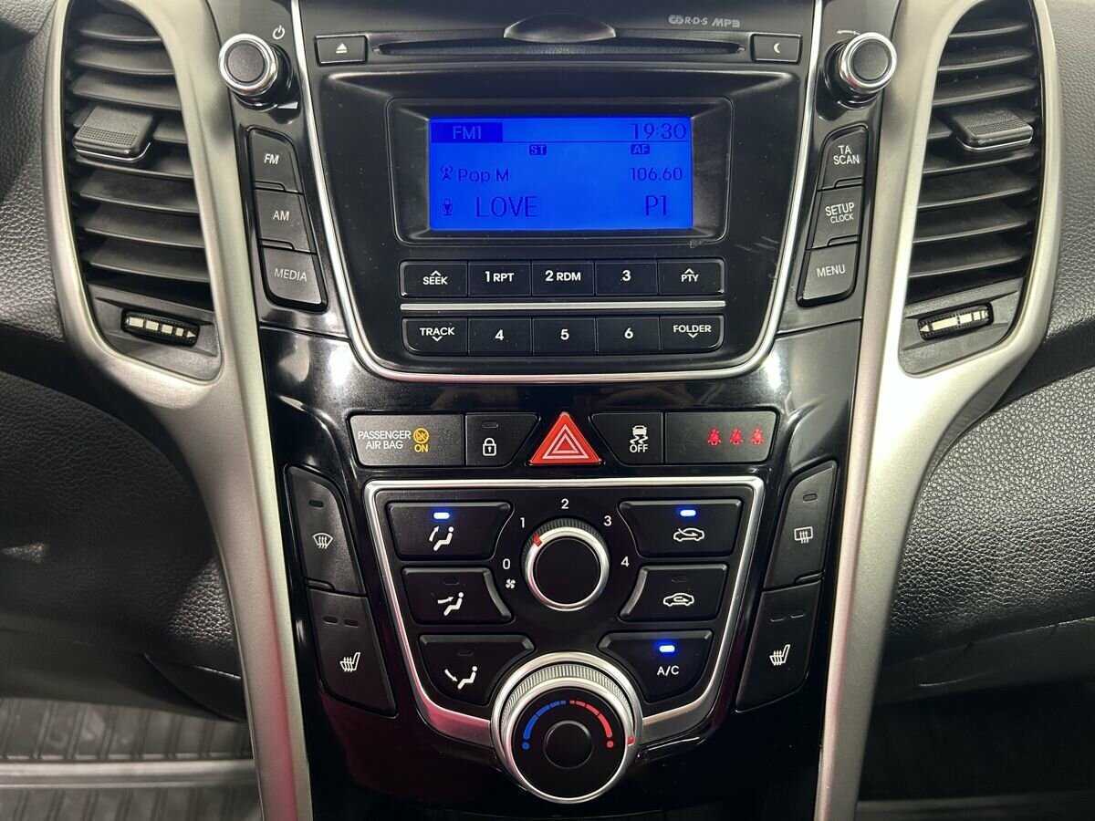 Hyundai i30 б/у, 2012, Автоматическая. Фото: #11