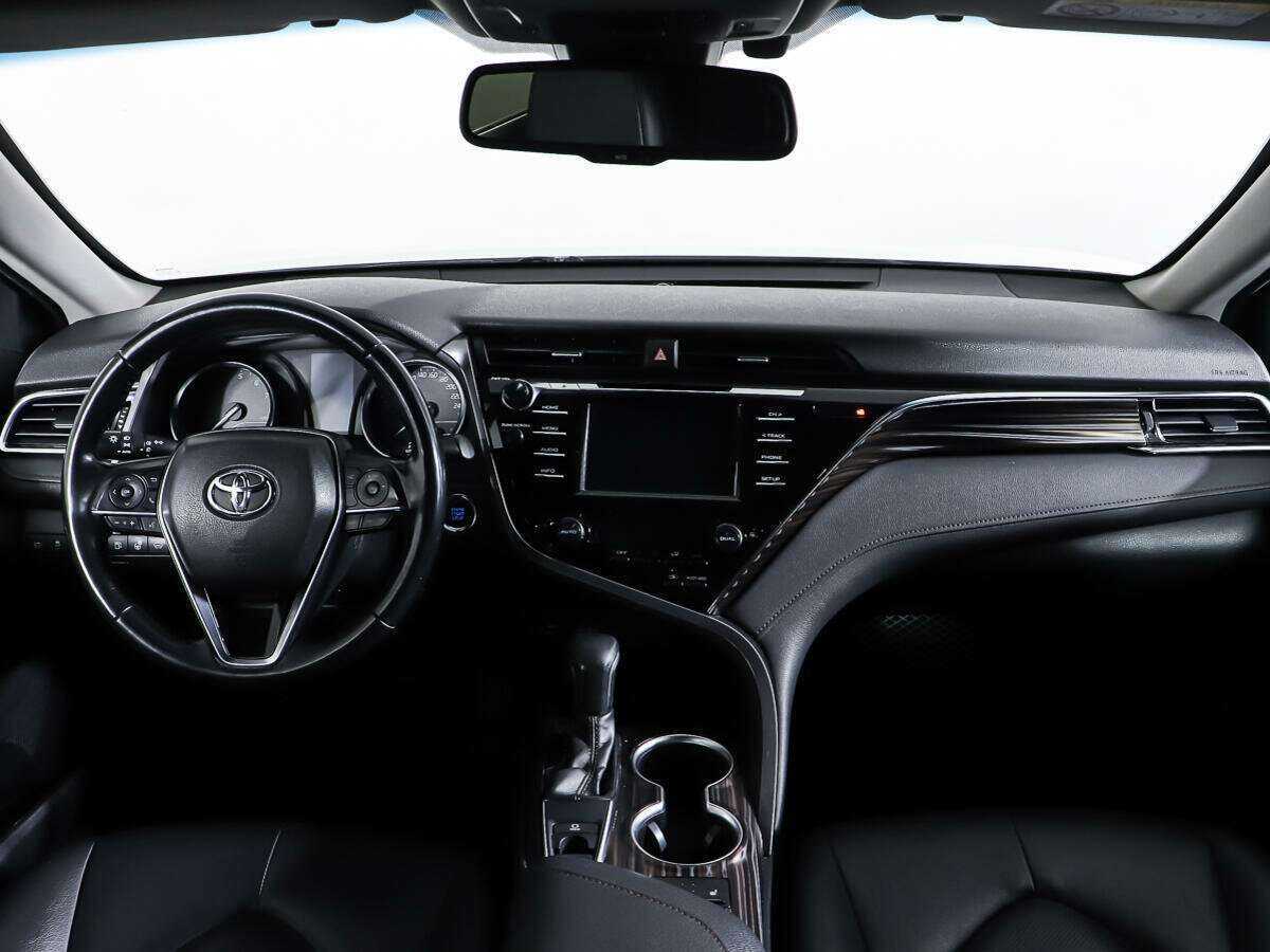 Toyota Camry б/у, 2018, Автоматическая. Фото: #10
