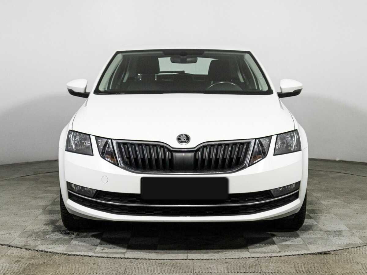 Skoda Octavia б/у, 2020, Роботизированная. Фото: #1