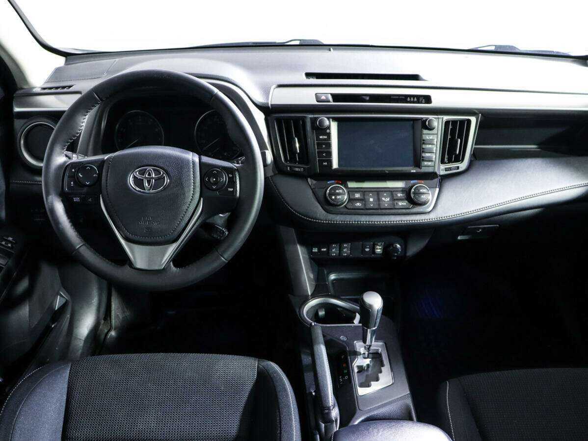Toyota RAV4 б/у, 2017, Автоматическая. Фото: #10